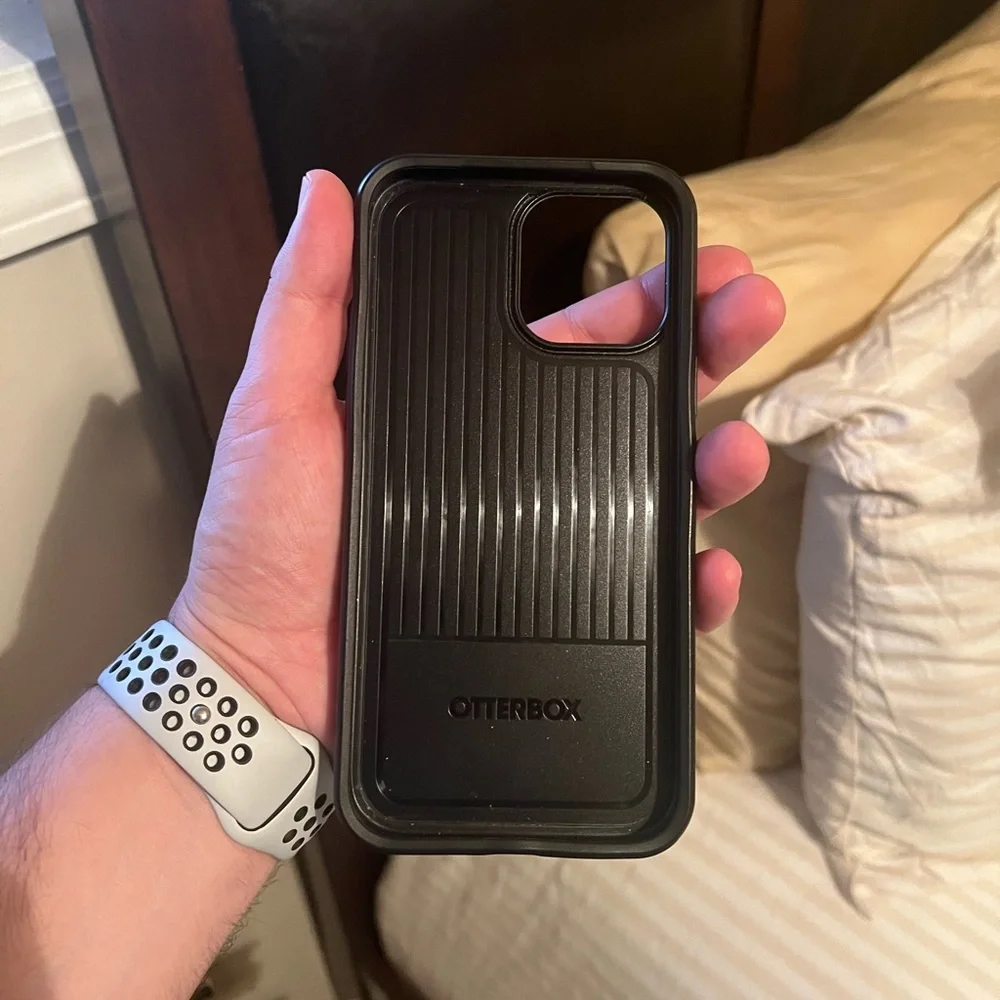 iPhone 12 Pro Max & iPhone 13 Pro Max Black OtterBox Symmetry Series Case